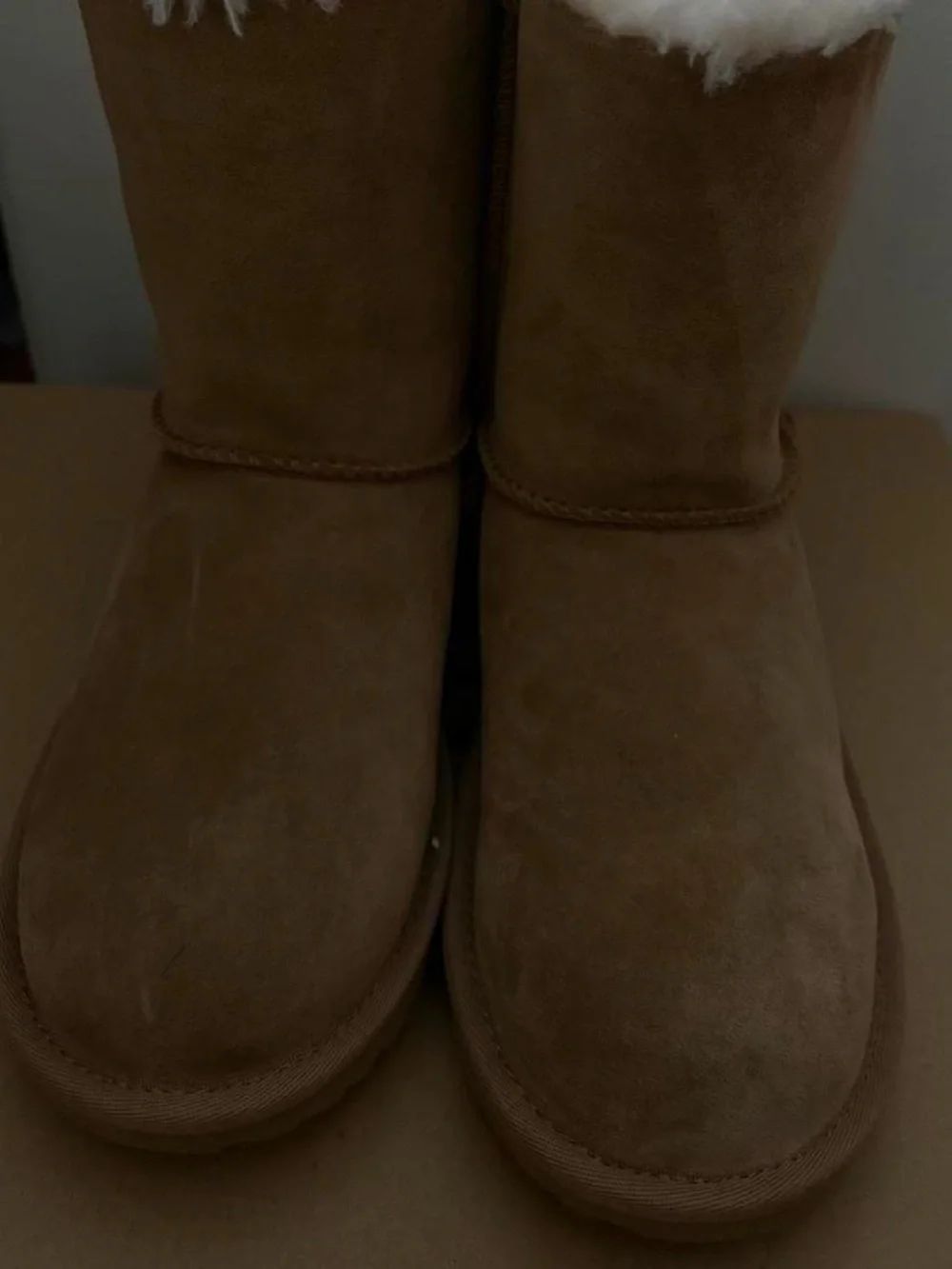 UGG Bailey Bow Snugscape Boots in Chestnut